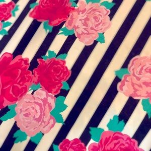 BETSEY JOHNSON SHOWER CURTAIN